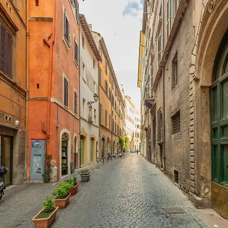 Apartment Old Monserrato In Campo De' Fiori Rome